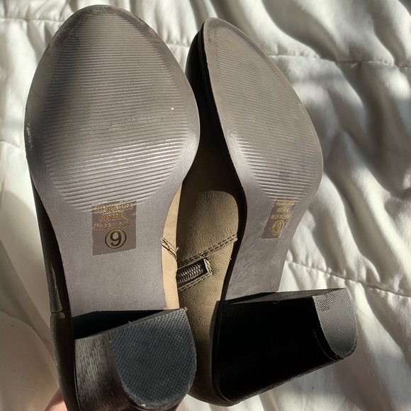 Tillys brown zip up heel boot booties - Picture 3 of 8